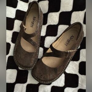 Alegria by PG Lite JIL562 Brown Leather Paisley Mary Janes WMNS Sz 8-8.5/ 38 EU